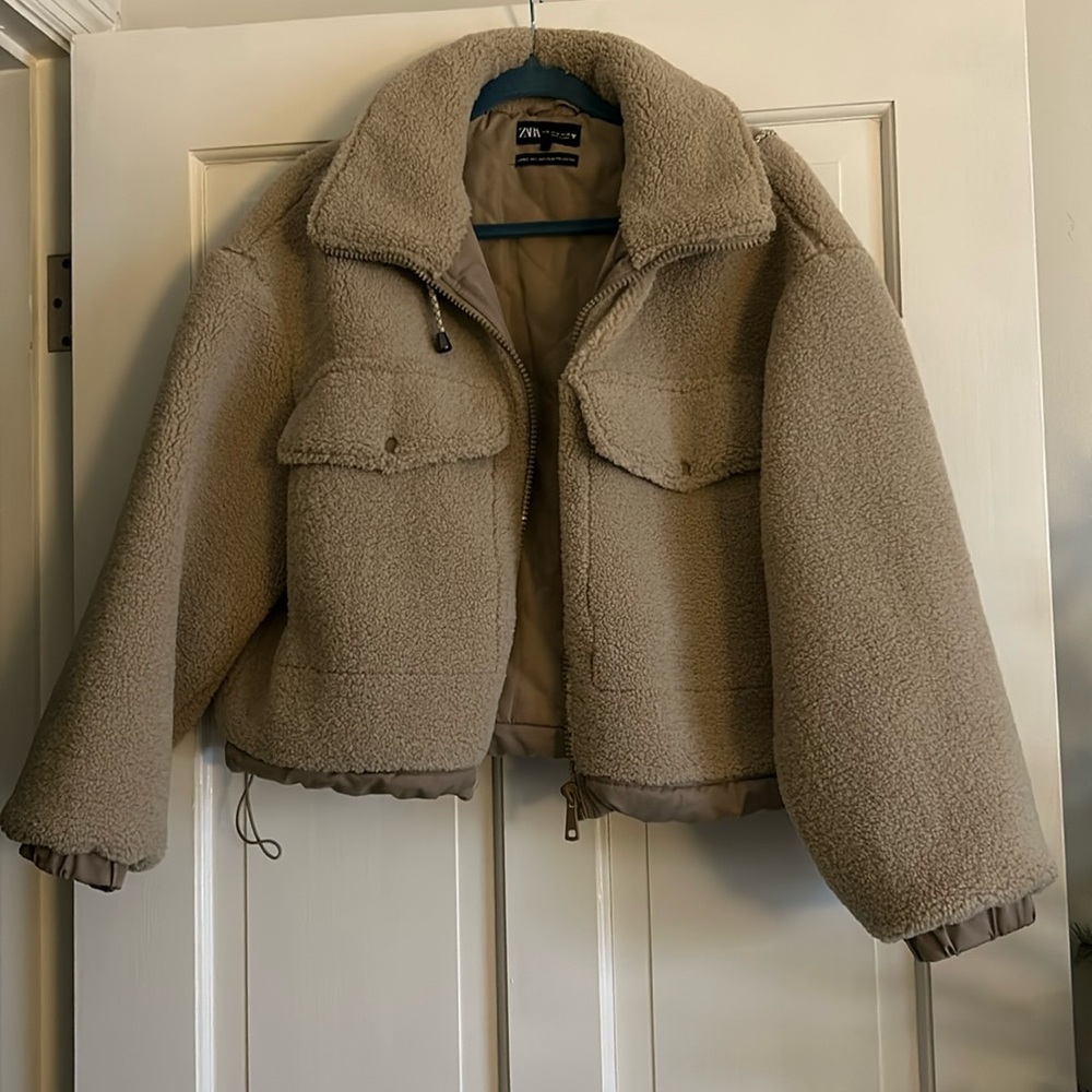 Cropped Shearling Cinch waist coat
